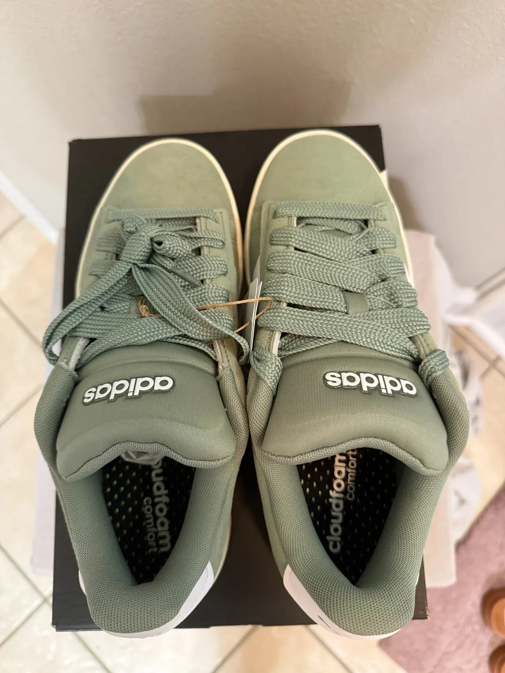 Adidas Grand Court Alpha 00S Green White Sneakers Women's Size 9